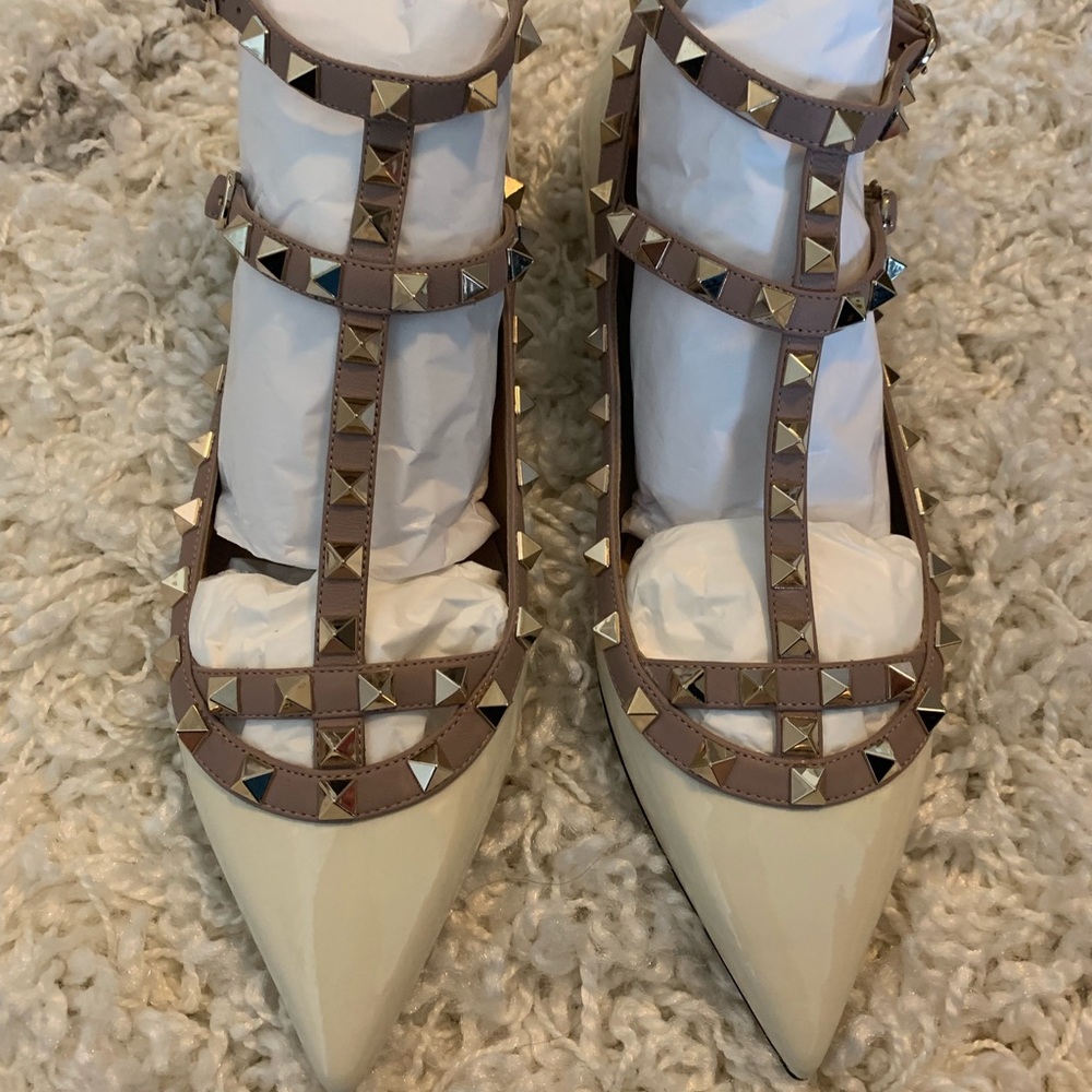 Valentino Rockstud Flats